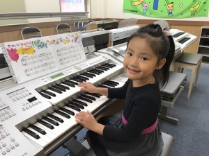上田 沙依ちゃん ピアノが大好きです。 毎日練習頑張っています。